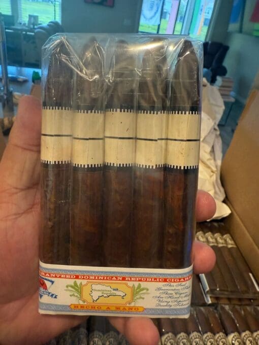 Brooklyn Cigar - Image 5